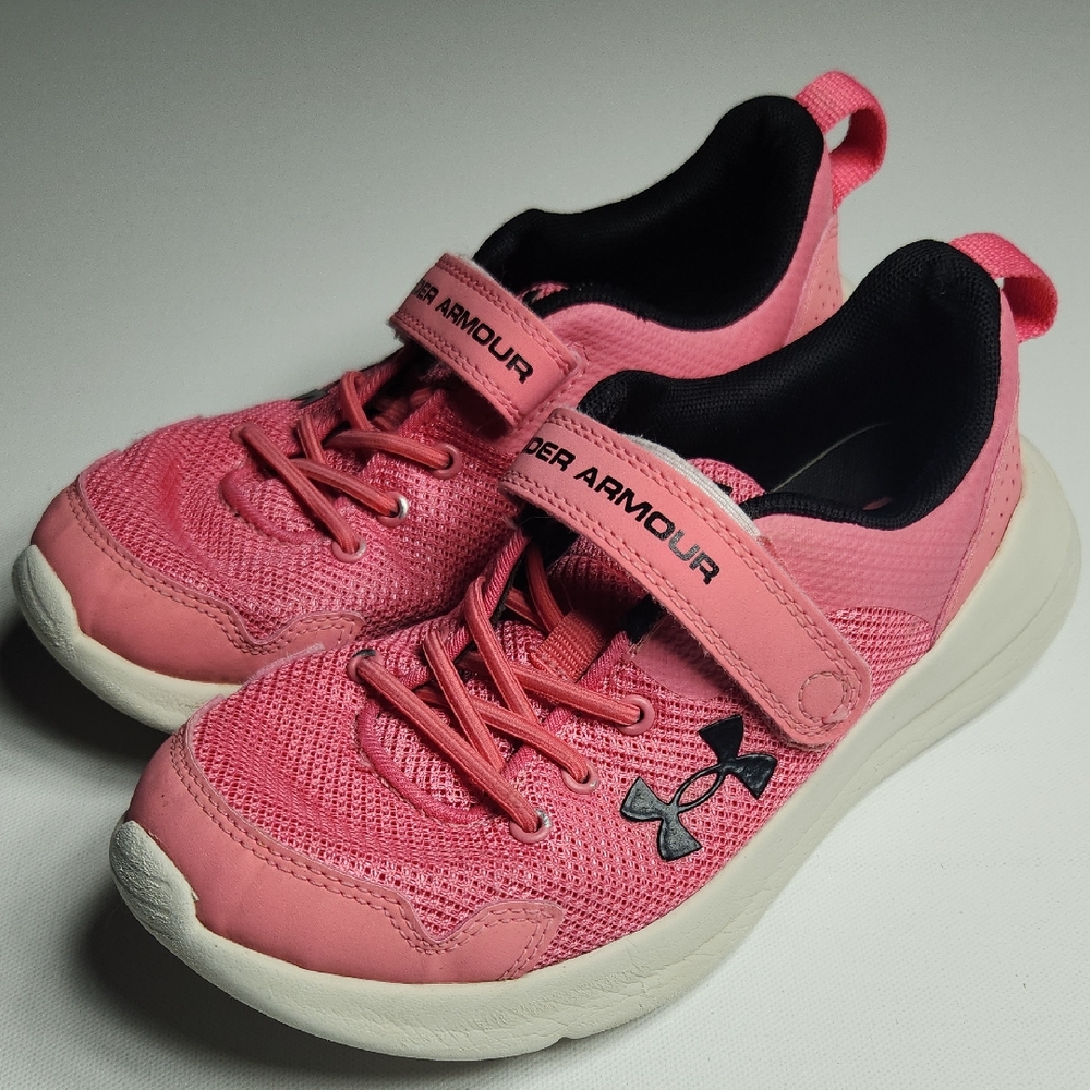 Under Armour Girls Pink Athletic Sneakers Size 2Y | Lightweight Running Shoes